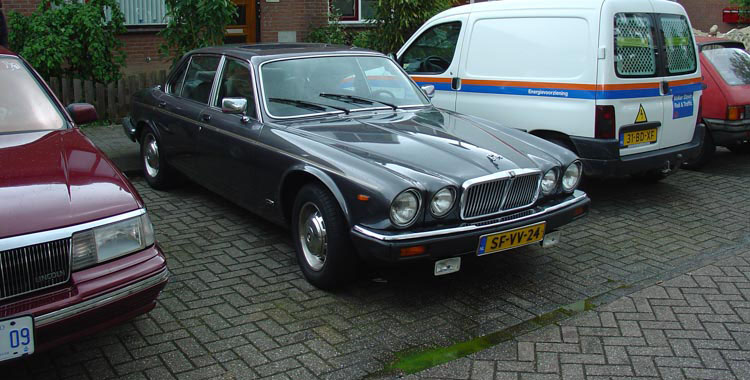 Jaguar XJ6 series 3 Sovereign from 1986 with a leaking radiator, I decided not to buy.